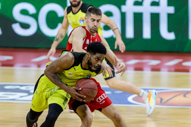 强大的阵容 强大的阵容